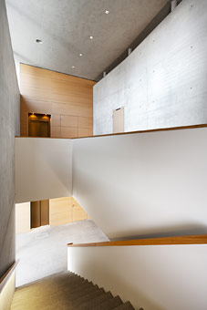 Treppe im Bundesgerichtshof-Neubau