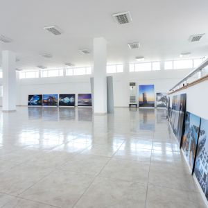 Ausstellung in Gabrovo - Architekturfotografie