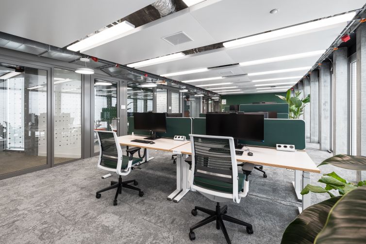 Arbeitsplätze bei Microsoft in Zürich mit Bürostühle von Steelcase