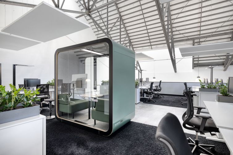 inovex-office-mit-phonebox